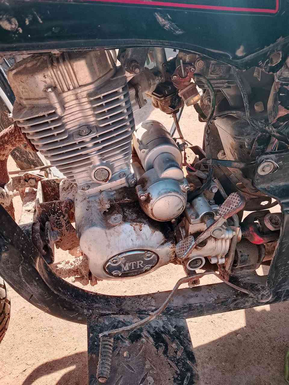 السلام عليكم ستوته جمره مديل ٢٠١٧اوراق أصولي بس الركبه طاكه وملحومه العنوان النجف  ناحية القادسية السعر مليون وبيهه مجال الاتصال على الرقم ***********
