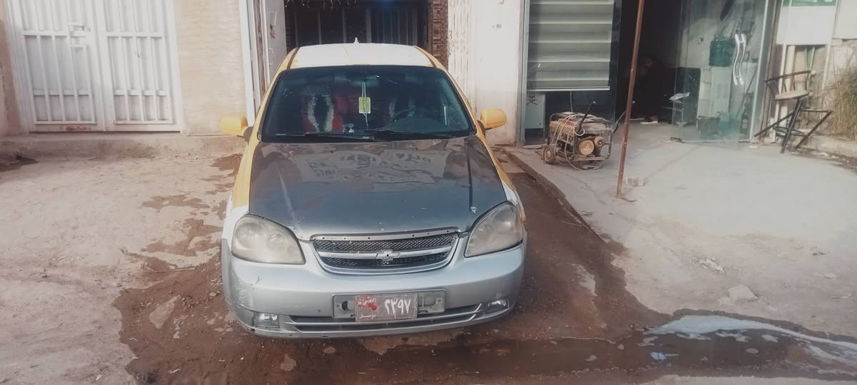 السلام عليكم فورنزه شكل الاوبتره موديل 2008للبيع 
السياره محرك بيه خيط خفيف كير بل كارتون  تخم تاير حداديه جديده باتري جديد شاشه الاندرويد والاستفسار أكثر رقمي *********** مكاني حله سعرها مناسب جدا
