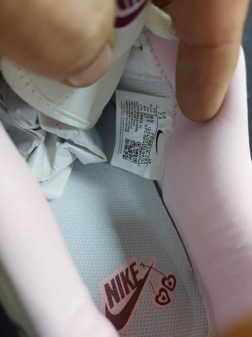 نايك كرز اصلي فيتنامي باركود قطعة جمال قياس 38.5 موجود توصيل فقط نجف حاليا الحجز خاص


**إذا كنت صاحب هذا الإعلان وتريد حذفه لأي سبب، رجاءا أرسل رسالة إلى الدعم الفني**