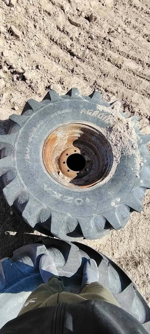 تايرات.حاصده.حرفش.للبيع
مع.الويل.ابو.بدونه
***********
***********.عماد.الزبيدي
