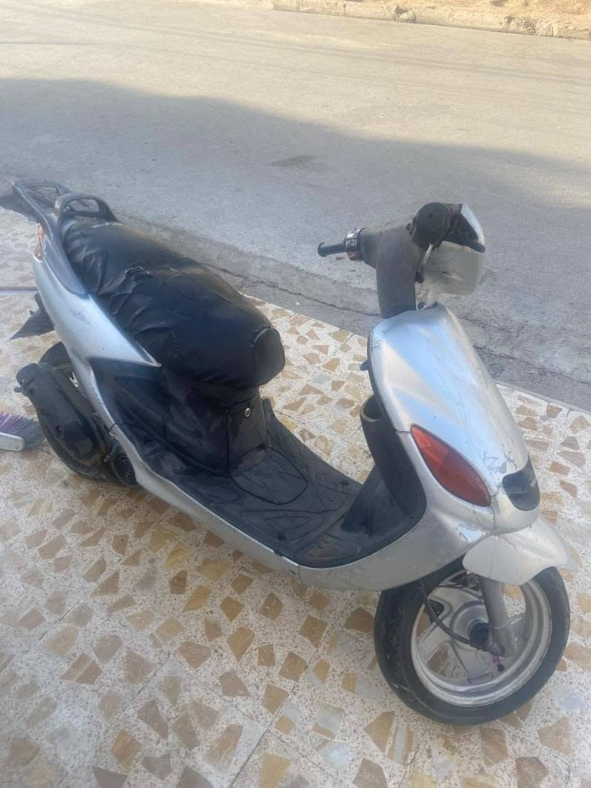 ماطور لكزز مامفتوحه سلف وير منيه كلها شغاله مكاني ايسر حي القاهرة السعر 300 بي مجال


**إذا كنت صاحب هذا الإعلان وتريد حذفه لأي سبب، رجاءا أرسل رسالة إلى الدعم الفني**