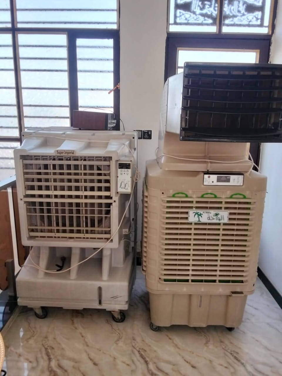 غراض للبيع جديدة قليل مستخدمه نضافة 90 ٪
1 _ مبردة الواحة للبيع ام التكت نضيفة و 3 سرع لمس و هوة خير من الله 
2 _ مبردة اخرى 3 سرع كذالك و هوة خير من الله شغالات 
3_ مسجل انتيكا للبيع منضر حلو لاهل الكهاوي و الغراض القديمه 
4_براد ماء شغال ستيل مع فلتر ماء حجم كبير نضيف 
ملاحضة:  الغراض جميعها شغالة 
للاستفسار على الرقم   
***********
