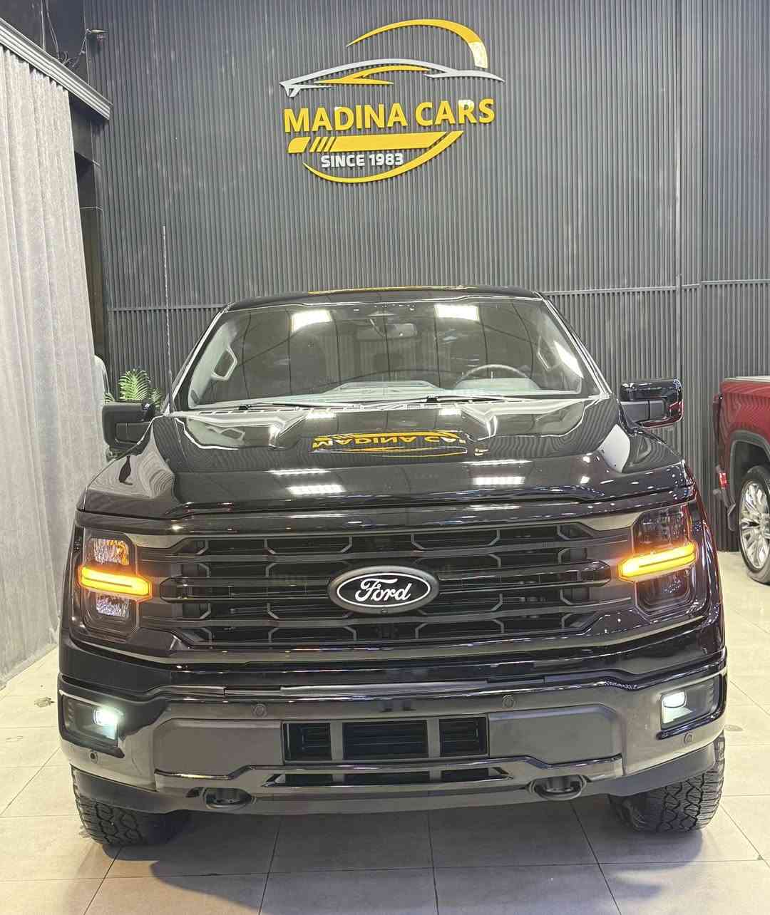 Ford F-150 
XLT 2024
V6 - 3.5T - 4x4

بسمە و شغال
شاشە گەورە
 4 کامیرە
 لایت لید
کوشینات هیتر
کوشینات کهرابایی
گیج الکترونی
رادار
باب طویل
بودی قصیر
ویل 18

22.000 mile 
2 قطعە صبغ 
سعر 365 ورقە

معرض ( مەدینە ) اربیل شارع ١٠٠م
0750 261 2500
0772 665 1010
