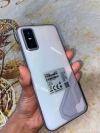 انفنكس GT30 برو • ٢٥٦ • رام ١٢+٦