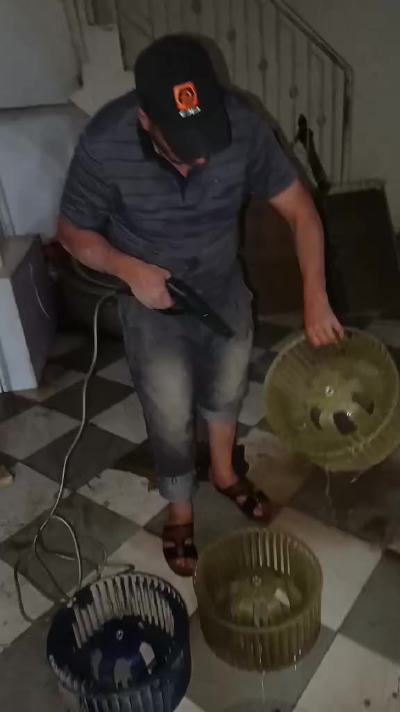 وفقنا الله سبحانه وتعالى اليوم 
في مرقد اولاد مسلم ابن عقيل عليهم السلام في المسيب لصيانة وتنظيف أجهزة السبالت الخاصه بالمرقد


**إذا كنت صاحب هذا الإعلان وتريد حذفه لأي سبب، رجاءا أرسل رسالة إلى الدعم الفني**