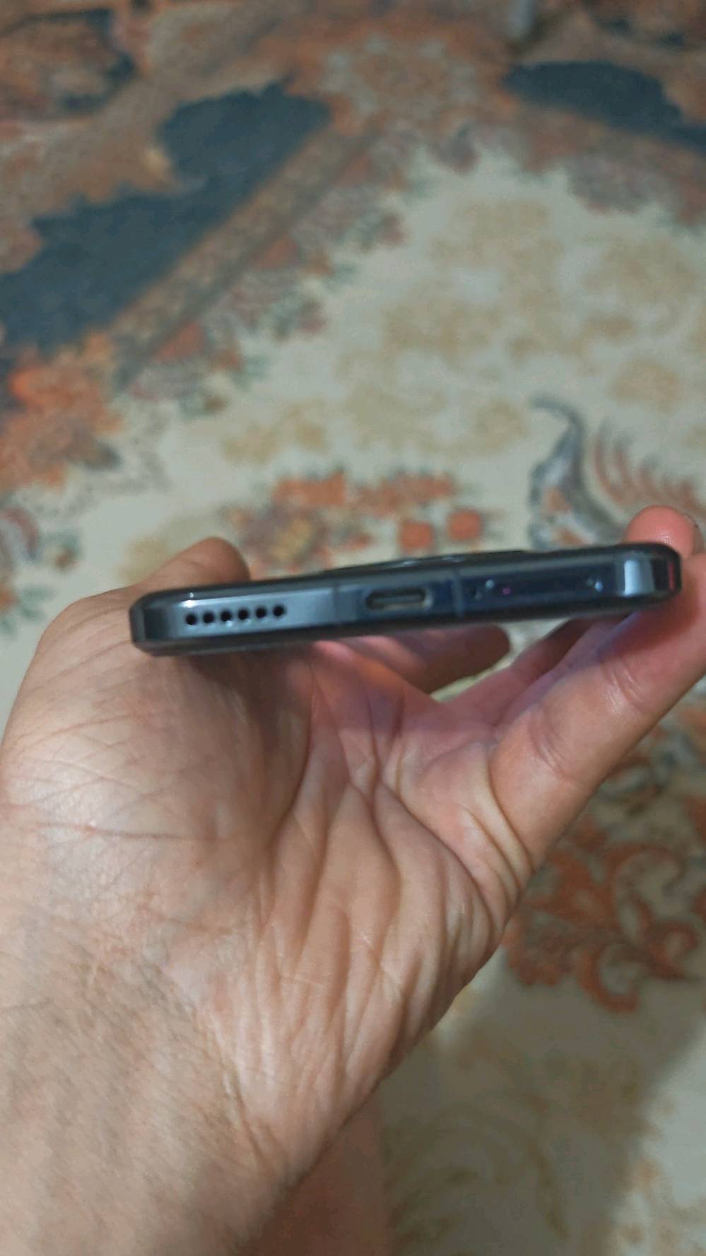 HONOR Magic7 pro
نظافة فول، ملحقات كاملة ، ذاكرة 512/12
السعر 850 الف  قفله 825 الف من الاخير 824 ما يصير  بيع او مراوس بس( s25 ultra) 
مكان بغداد /الدورة ماعندي توصيل اخوان 
***********
الشراي يتصل ع الرقم او واتساب ويتدلل ما متواجد بالفيس
