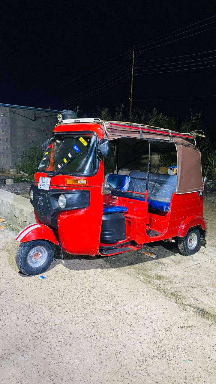 سلام عليكم تكتك 2020رقم وسنويه رقم نكليزي بسمي تحويل ثاني يوم كدام عينك صور مكفوله من ضربه تخابرني اشرحلك كل تفاصيل  السعر 7/300وبيهه مجال  بسيط
الرقم***********
