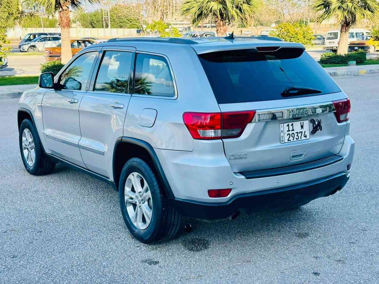 السلام عليكم 
جيب لاريدو 2012
السعر 147
رقم بغداد بسمي
السياره كفاله 
خشم الجاملغ الايسر فقط بي صبغ
الباقي كفاله عامه
بدون ارباك
ماشيه 165
السياره فول مواصفاته حداد جديده تخم تاير جديد تبريد ثلج امامي وخلفي 
وجاهزه من كلشي 
مكينه 5700 8
العنوان. كربلاء 
للاستفسار اكثر اتصل على هذا الرقم*********** المحاويل, بابل
