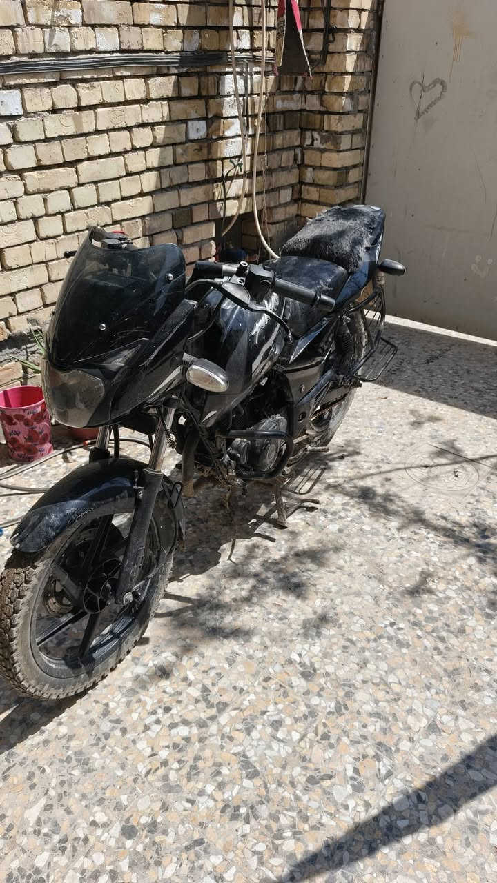 بولسر 150 مرقم بصرة مشروع وطني صاحبها موجود يريد تحويل ثاني يوم
مكينة مجفتة شركة

شغالة سلف هندر بس باتري كاعد

نقصها

جوزة وكفت ربطتها مباشر تانكي بي خياس خفيف سويته بحار وبارد بس فترة ويرجع يعني يرادلها تانكي

كهربائيات كلة شغال

زنجيل اصلي جديد

بنزات جديد

تاير امامي جديد

كلجات جدد مماشي عليهن اصلا

كابريتر جدید تفصيخ اصلي

مكاني بغداد ابوغريب

السعر 1400 قفل

رقمي او خاص موجود

***********
