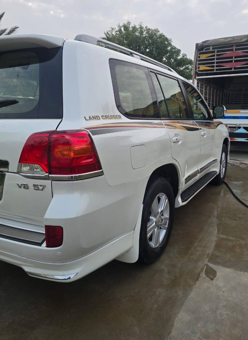 لاندكروز 2012
المواصفات
سيارة مكفولة
محرك 8 سلندر 5700
بيها بس بارد
وشوية شخوط
ماشية 350
رقم بغداد باسمي
تخويل مباشر
العنوان
بغداد

🔴 السعر 💵 علق يوصلك السعر ✅

للتواصل
***********
#تويوتا #لاندكروز #لاندكروز_2012 #حراج_السيارات #بيع_سيارات
