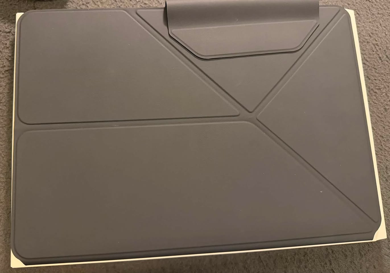 شاومي باد ٧
Xiaomi pad 7 
8/256
كارتون شاحنه كامله  + لزگه شاشه اصليه +حافظه مرفقه بالكارتون الاصليه مال شاومي 
كل شي واضح بالصور 
استخدام قليل 
فاتوره الشراء عالم القلعه يعني داخل الضمان 
شرط الـفحــص شبــه جديد 
السعر 430 بي مجال بسيط 
بغداد البلديات 
لا يوجد توصيل 
***********
