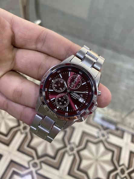 #SEIKO QuartzChronograph
#سيكو ياباني #آصلي كامل المرفات جديد 

 كوارتز كورنو غراف ستوب ووچ

لون المينة جدا جميل 

موديل SBTQ045
 
قطر40 

نافذه عرض التاريخ 

زجاج ضد الخدش 

مقاومة الماء 100متر 

ارقام  وعقارب لامينوس 

📍السعر جدا طيب الحجز او اي استفسار خاص 
او واتساب ***********
يوجد توصيل داخل وخارج العراق
