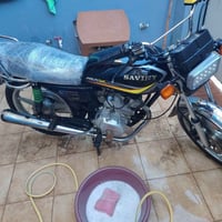 دراجه سيفان  ٢١ أوراق موجوده بس ضايعه ابيع بدون أوراق  دراجه حلوه محرك...