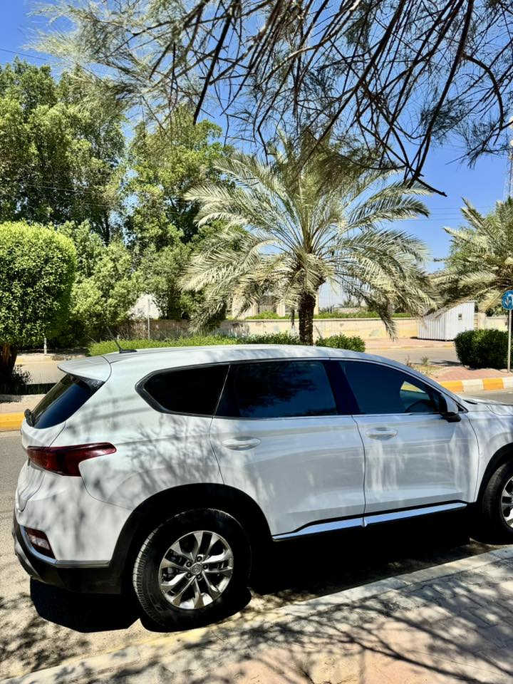 سنتافي 2019 
وارد امريكي صورة الحادث مرفقة بالمنشور
4 سلندر
 5 راكب
مواصفات معروفة
مكانها ميسان  الاستفسار رقم صاحب السيارة 
***********
