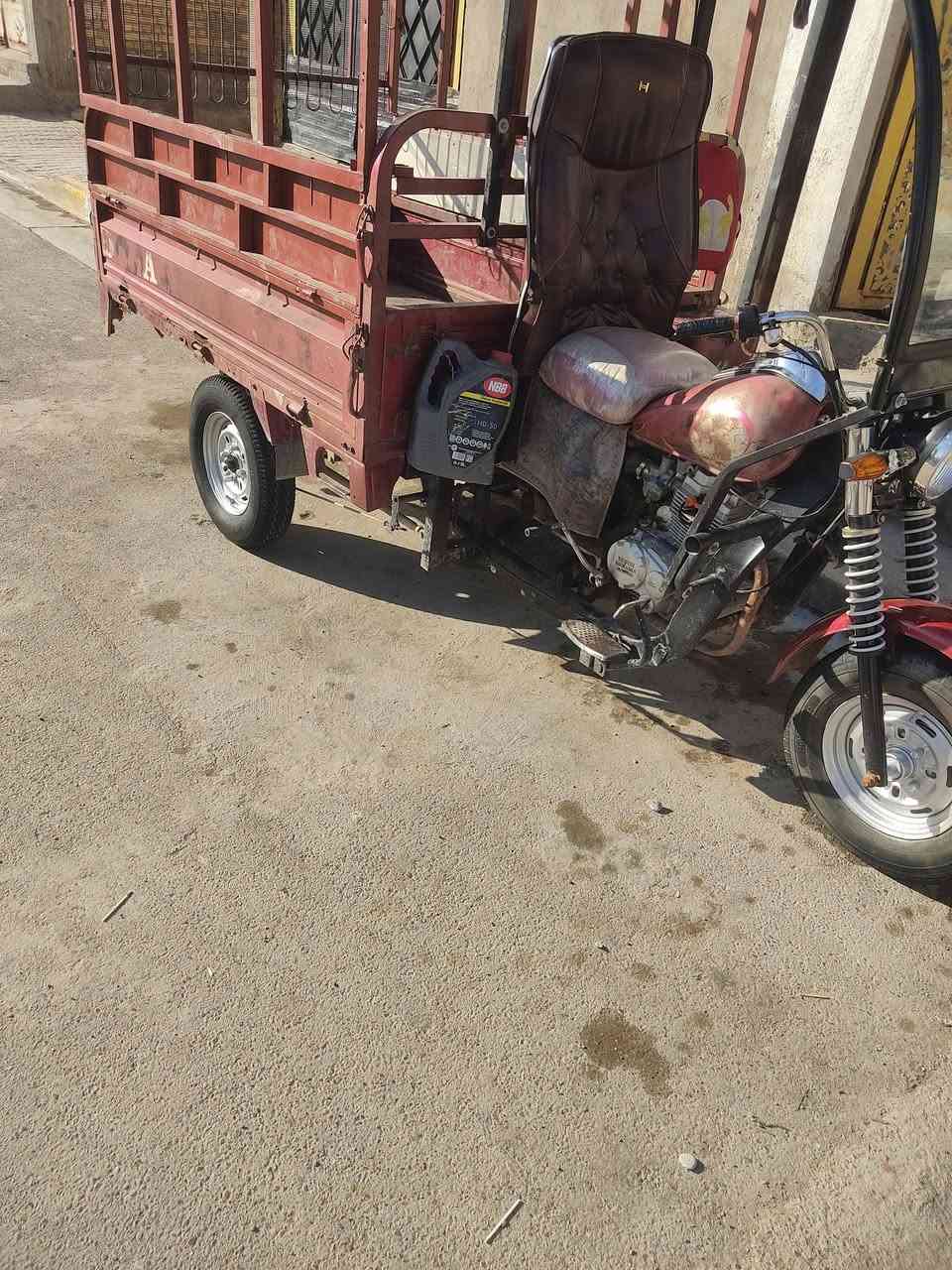 ستوته دايون موديل 2017 اوراق كامله ستوته كامله محجر ابو الباب جامه اماميه مسجل نيسان مع سمعاته كامله مكمله شغاله هندر واحد مكينه موديل 2022 بيهاا بس راجز السلف تسوي وبيهاا خيط بخار قليل بس تريك للببصره تطلع بيهاا سعر مليون وبيها مجال للطيبين للاستفسار خاص موجود وتصال عل الرقم ***********
