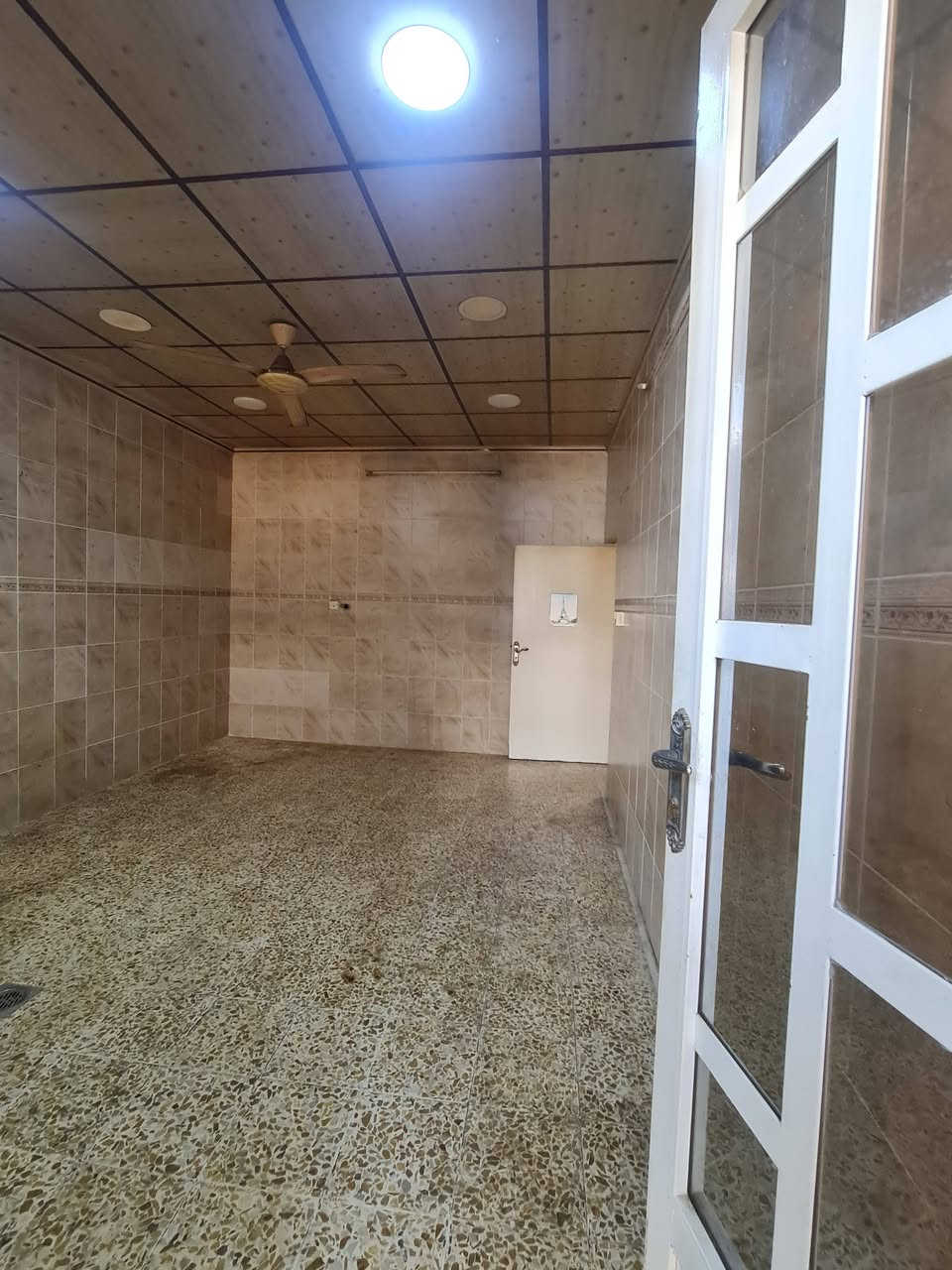للأيجار الدار الطابق ألارضي🏠(المساحة250م)

الموقع الدار/حي البلديات قرب متوسطة الشام للبنات 

غرفتين نوم وهول واستقبال واسعة ومطبخ ومخزن وصحيات وكراج 

(بدل ايجار الدار 450الف)

للأستفسار مراجعة مع مكتب الوطن للتجارة العقارات  
العنوان الموصل حي البلديات من جهة السكر قرب سانكو مول 

أو الاتصال على الارقام التالية 
كؤرك/*********** 
أسيا /***********
