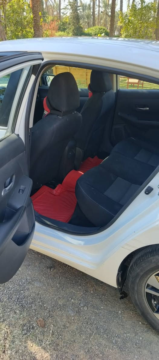 السلام عليكم
للبيع فقط 
نيسان سنترا  SVموديل 2021
السعر 112 او بيها مجال بسيط
رقم بغداد
معوقين 
مكينه 2000  كفاله شرط الفحص 
حادثها قطعتين مكفوله من الدواخل واللغود والشواصي
بيها قطع رش كلير بامريكا  
ابيعلك احزام 
مكاني بابل ***********
