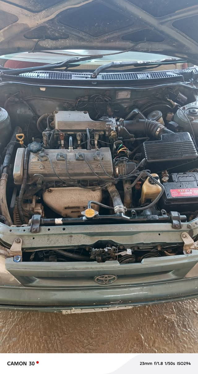 سلام عليكم كورلا للبيع مديل 92 مكفوله من ضربه ومن اصولياته تبريد شغال بس سياره عوزه حداديه وسنويته ساقطه 2/22 سقطت سعر 50 وبيه مجال تعال وبيك خير وتدالل مكاني النجف الكوفه ‏‪***********‬‏
