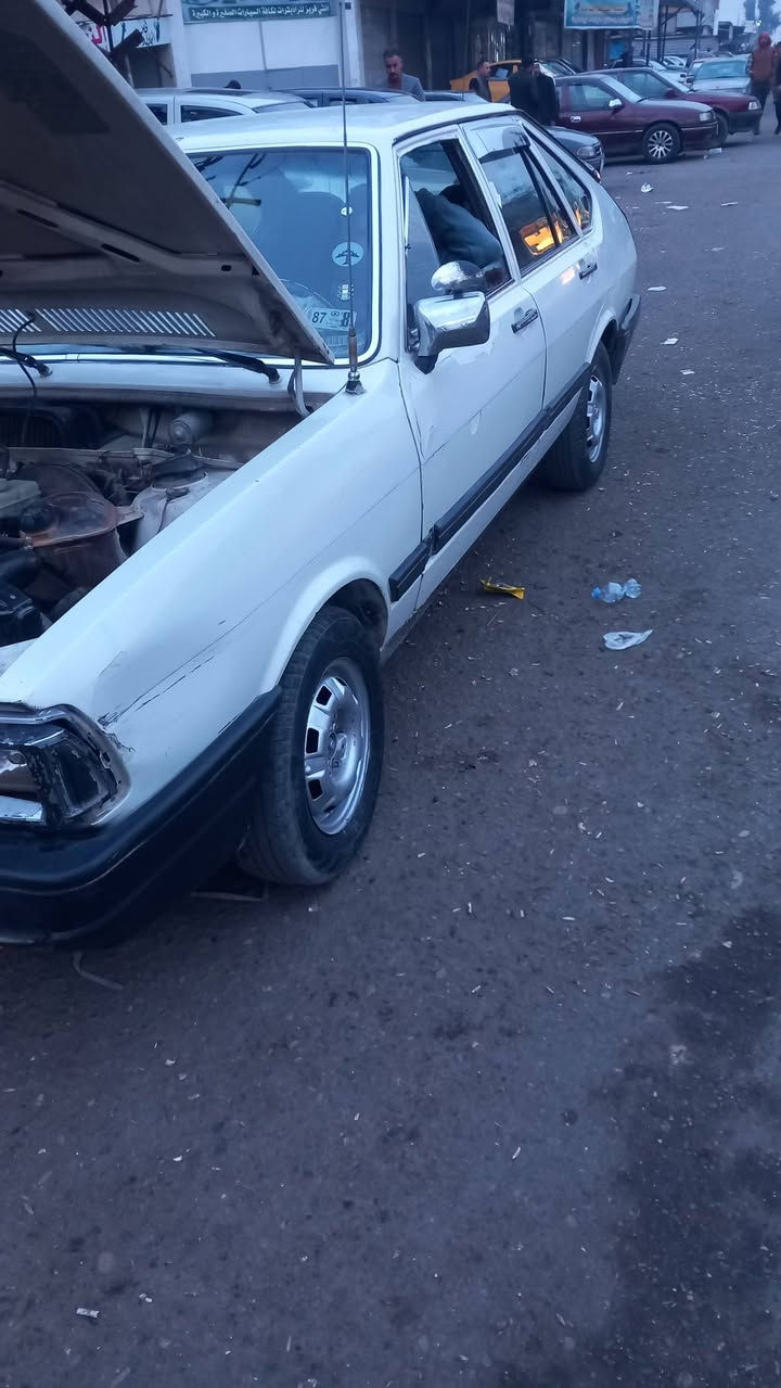 السلام عليكم برازيلي موديل 87 رقم كركوك شرطه تحويل سياره نظيفه قاعده لا صبغ لا دعم لابصرف النف سياره جاهزه مرتبه حلوه ترهم معارض ترهم بيع السعر 18 وبيها مجال سياره عنوان موصل حي صدام السماح ***********
