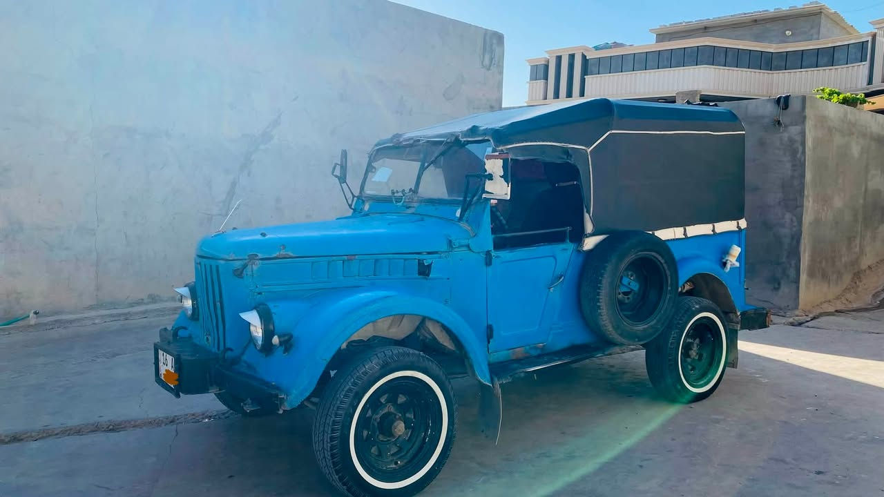 جيب
كير عادي (خمسه كير محرك تواي) 
تايرات جدد
رقمها ديوانيه  16 نكليزي 
سنويه لـ30 بسمي شرط تحويل  
سياره خير من الله ماناقصها شي  العنوان ديالى _جلولاء 
للستفسار الاتصال ***********
مامتواجد فَيس بوك
