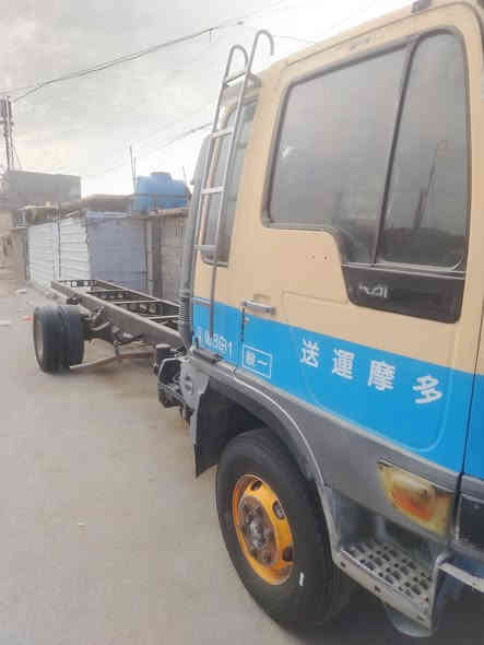 السلام عليكم
هينو للبيع معلايه رقم بصره اصفر
مكينه ٨٠ عادي لاصرف ولا بخار
مكاني بغداد الشعله حي الخطيب التصال على الرقم ***********
