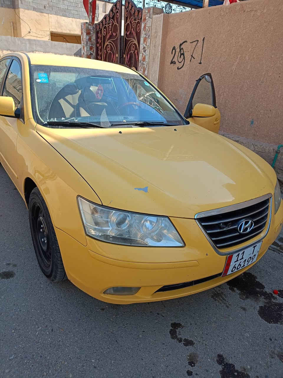 سوناتا 2009 للبيع
سيارة مكفولة عدا الباب اللي بصف السايق 
مكينة 2400 
السيارة وارد امريكي 
مكانها واسط قضاء الصويرة
***********
