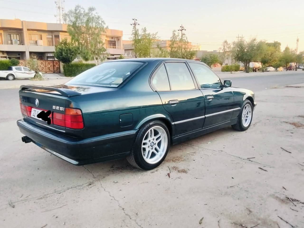بسم الله الرحمان الرحيم سيارا BMW موديل 1992 محرك 525 بلادي مواصفات ويل ايم بدون ضربه صبغ جماليه سنوي 2030 هزه رقم دولي دفتر بنزين موجود قفل مركزي داخل كرمي كير اتومتيك كير محرك صدر تايرات كهربائية تبريد ثلج بدون عيب. كوبون بنزين موجود.  عنوان كركوك مقابل عرفه ***********.   ***********.    سعر. 68.
