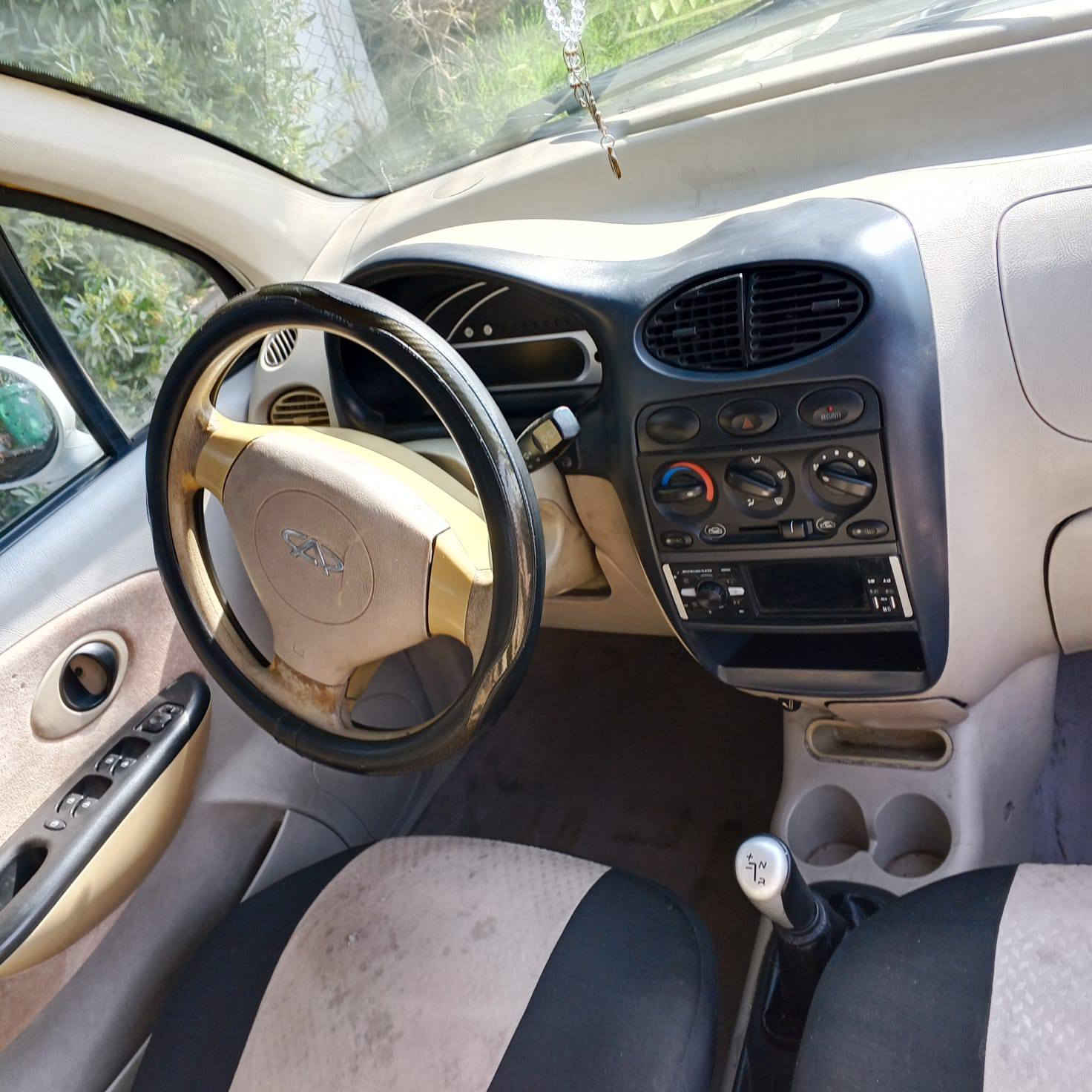 سيارة كيوكيو للبيع 
السلام عليكم سيارة كيوكيو موديل 2013 للبيع سيارة كاملة مكملة اي نقص ما بيها مكان بغداد وللاستفسار اكثر الاتصال بالرقم ***********
