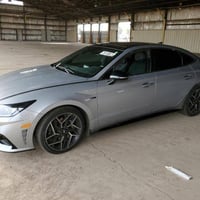 سوناتا 2023  وارد لون سلفر أنلاين أعلى فئة .. بأسمي .. محرك ٢٥٠٠ تيربو...