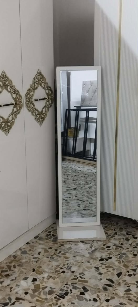 غرفه تركي للبيع السعر 450 وبيها مجال العنوان موصل مشيرفه الأولى


**إذا كنت صاحب هذا الإعلان وتريد حذفه لأي سبب، رجاءا أرسل رسالة إلى الدعم الفني**