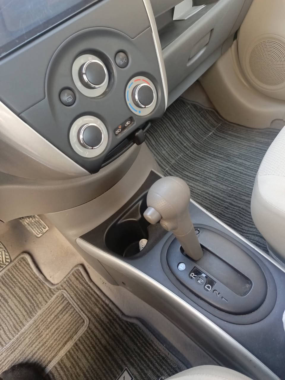 صني موديل 2024 رقم بغداد بأسمي تحويل او وكالة مكفوله من بارد ومن صبغ ومن تبديل وضع الشركة السعر 125بيهامجال حك الجية ***********
