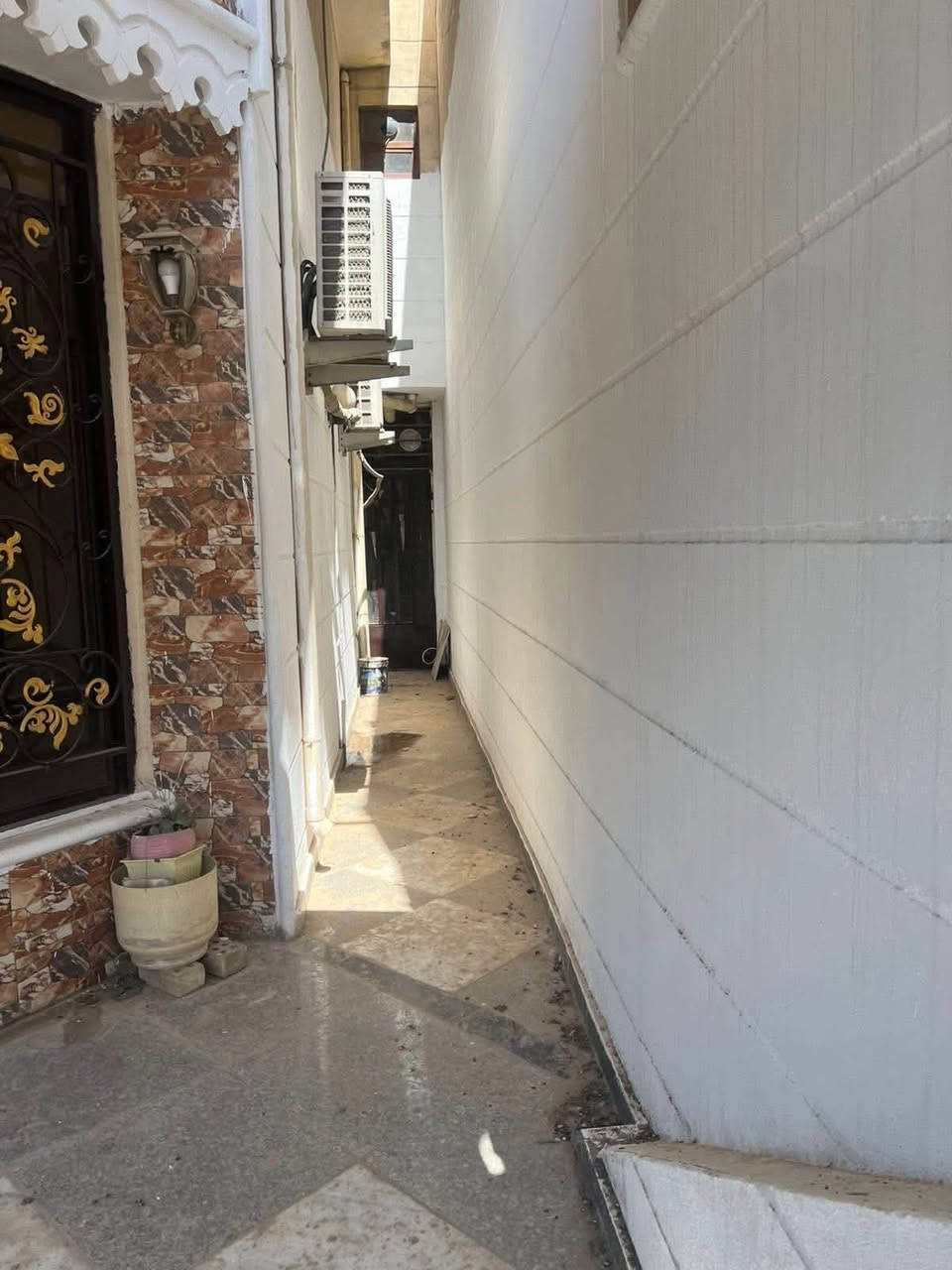 �✨ فرصة مميزة للإيجار في السيدية – موقع راقٍ ✨🏡
إذا تبحث عن الراحة والفخامة بموقع حيوي، هذا البيت خيارك المثالي 👌

مكتب عبدالله الرفيعي

🔶 المساحة: 150 متر

🔶 الموقع: شارع الخيزران

💎 مواصفات راقية وتشطيب حديث:

▪️ كاونتر تركي درجة أولى

▪️ عدد 4 سبالت (تبريد متكامل)

🏠 تفاصيل العقار:

✔️ مدخلين لراحة أكبر

✔️ كراج خاص

✔️ 3 غرف نوم مريحة

✔️ صالة واسعة

✔️ مطبخ حديث

✔️ عدد 2 حمام (خدمات)

💰 الإيجار: مليون وربع 

📍 بيت مثالي للعوائل الباحثة عن موقع هادئ وخدمات متكاملة

للاسـتفسـار الاتـصال علـى الارقـام التـاليه  او زيـاره مكـتب عبدالله الرفيـعي السيـديه_شارع الضـباط_ مقابل مجـمع لحـوم جويـلي 

#مكتب-عبدالله-الرفيعي

***********

‏‭***********‬

‏‭+964 770 712 2380‬

━━━━━━━━━━━━━━━

#بيت #عقارات #منزل #بيع #وساطة_عقارية

#شركة #سيدية #بغداد #عراق

#عقارات_السيدية

#عقارات_الكرخ #ايجار_تجاري

#بنايات_سكنية

#عقارات_القادسية #عقارات_اليرموك #عقارات_المنصور

#عقارات_الحارثية #عقارات_الكاظمية #عقارات_الاعظمية

#عقارات_العطيفية #عقارات_حي_الجامعة
