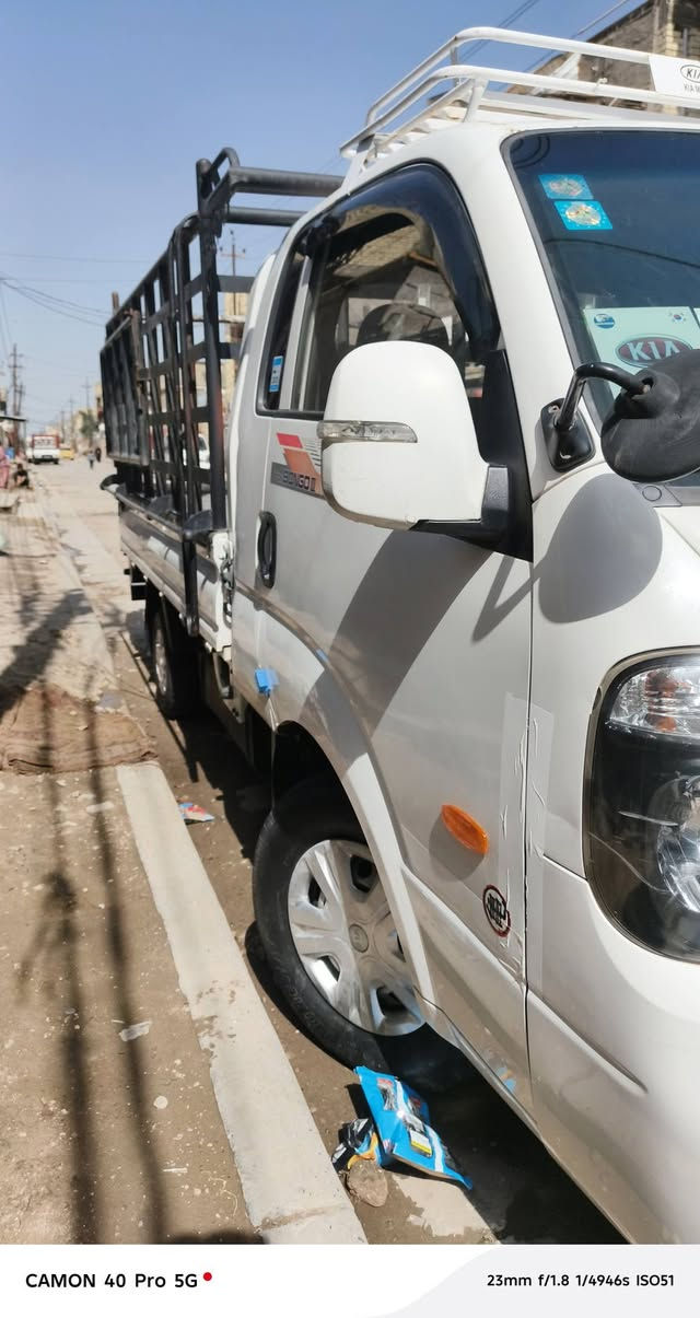 سلام عليكم 
كية مسكر للبيع 3000 
سياره ماشية 176 الف 
كية 2014 محرك مجول 7 كير 
سياره نضيفة حلوه بسمي تحويل ثاني يوم
سياره فقط مرشوشة هلالات 
سعر 112 رقمي ***********
