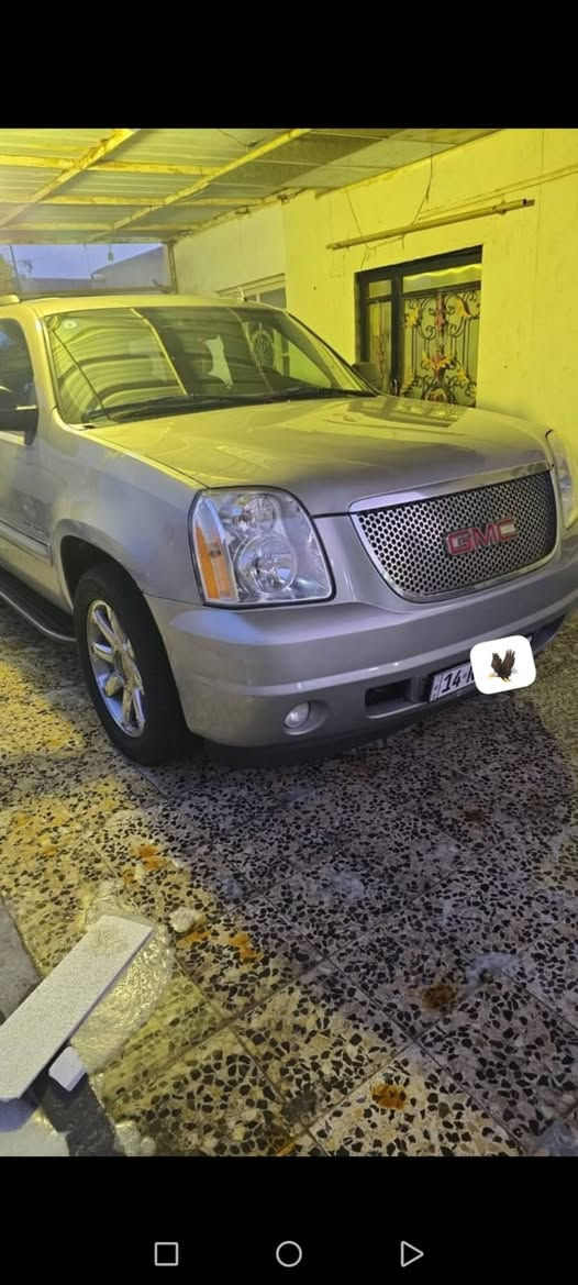 سلام عليكم للبيع يوكن دنلي ابتر مديل 2007 رقم بصره بسمي بسمي سنويه وهزه ورقم جديد سياره جاهزه من كلشي مكينة 5300كير 1000 سياره فول مواصفات(فتحه+تحكم ستيرن جهتين+تشغيل عن بعد +كشنات جلد كهرباء ملكي فصل +تشغيل عن بعد +جنطه شفط+ويل 20+حساسات) مكفوله ضربه وصبغ عده الربع الجوه التريشه السعر 185 جاهزه من كلشي سياره نضيفه جدا اي استفسار الاتصال  *********** او *********** مكان البصره
