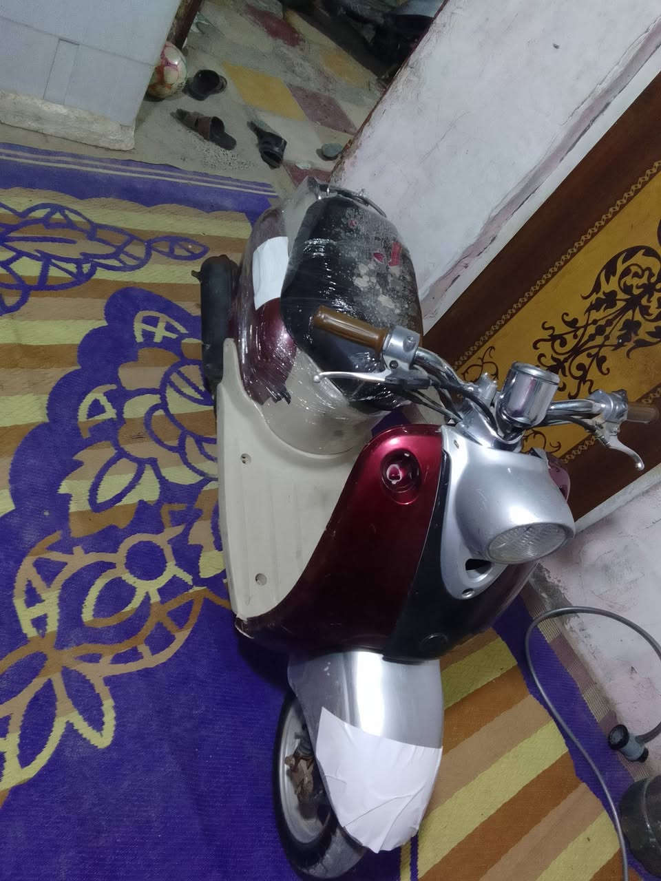 مصريه نضيفه سلف شغال وهندر وهورن لايت ومكينه مامفتوحه شرط الفحص وناعمه خرسه سعر 180 ومستعجل مكان سومر
***********
