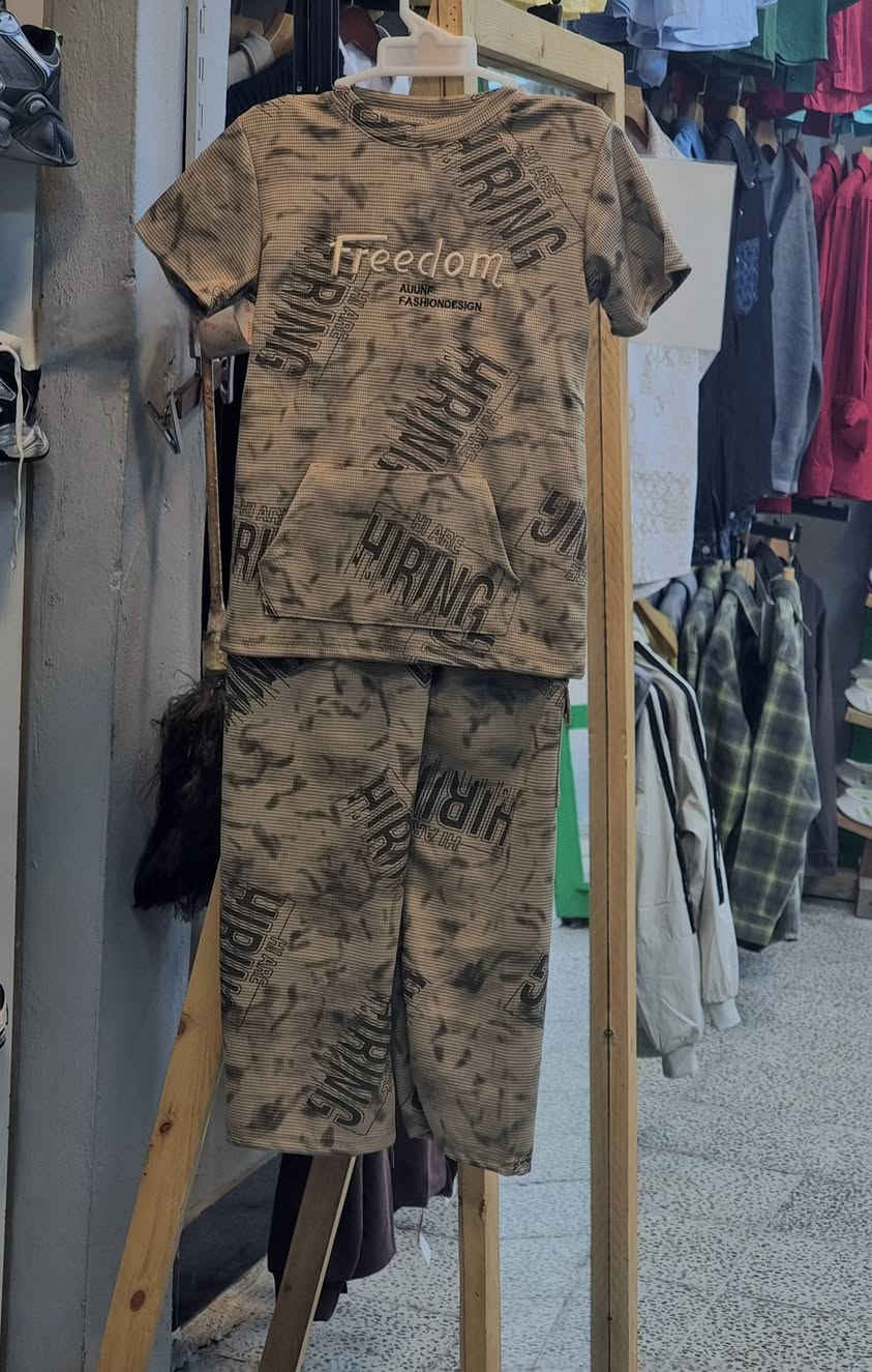 ✨ تراك ولادي خامه تركي أصلي ✨
❄️ قماش بارد ومريح
💎 درجه أولى وشغل مرتب
👦 يلبس عمر 5 إلى 8 سنوات
💥 السعر فقط 8 بس 💥
🚚 توصيل متوفر
📍 ديالى / بلدروز / شارع المسعودية
مقابل معهد التراث
📞 ***********
