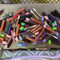 شلعة مكياج • ٩٥ قطعة