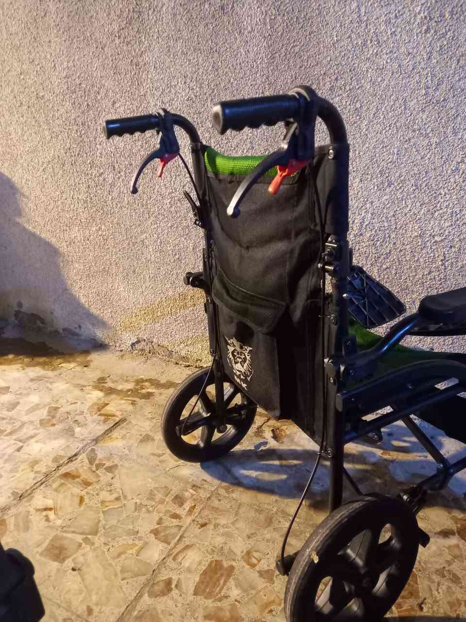 متوفر كرسي دفع خفيف الوزن اما بالنسبه شكد يشل وزن ما عندي علم بيها
بغداد مدينة الصدر


**إذا كنت صاحب هذا الإعلان وتريد حذفه لأي سبب، رجاءا أرسل رسالة إلى الدعم الفني**