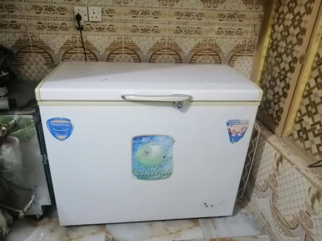 مجمدة ومبردة للبيع


**إذا كنت صاحب هذا الإعلان وتريد حذفه لأي سبب، رجاءا أرسل رسالة إلى الدعم الفني**