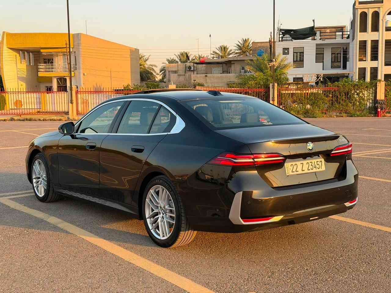 للبيع | BMW 530i رقم اربيل باسمي موديل 2025 🇺🇸 فوول نظافة على وضع الشركة ومكفولة كفالة عامة 
.  مغلفة ppf بضمان 10 ( سنوات )
• وارد أمريكي – Clean Title• ⁠
. عداد المسافه ( 24 ) الف مايل
• اللون: أسود
• فول مواصفات
• محرك 2.0 Turbo Mild Hybrid
• كير أوتوماتيك 8 سرعات
• شاشة Curved Display الكبيرة
• Navigation
• Apple CarPlay و Android Auto لاسلكي
• تشغيل بصمة ودخول ذكي (Keyless Entry & Start)داتا شو
• فتحة سقف
• مقاعد جلد كهربائية مع ذاكرة
• 5 كاميرات وحساسات أمامية وخلفية 360 درجة
• مثبت سرعة
• تحذير النقطة العمياء
• المحافظة على المسار
• نظام الكبح التلقائي والتحذير من الاصطدام
• إضاءة داخلية Ambient Lighting
• صندوق خلفي كهربائي
• نظام صوت فاخر
السعر (47500) دولار وبيه مجال بسيط للاستفسار الاتصال على الرقم ( *********** )
مكان السيارة بغداد حي الجامعة
