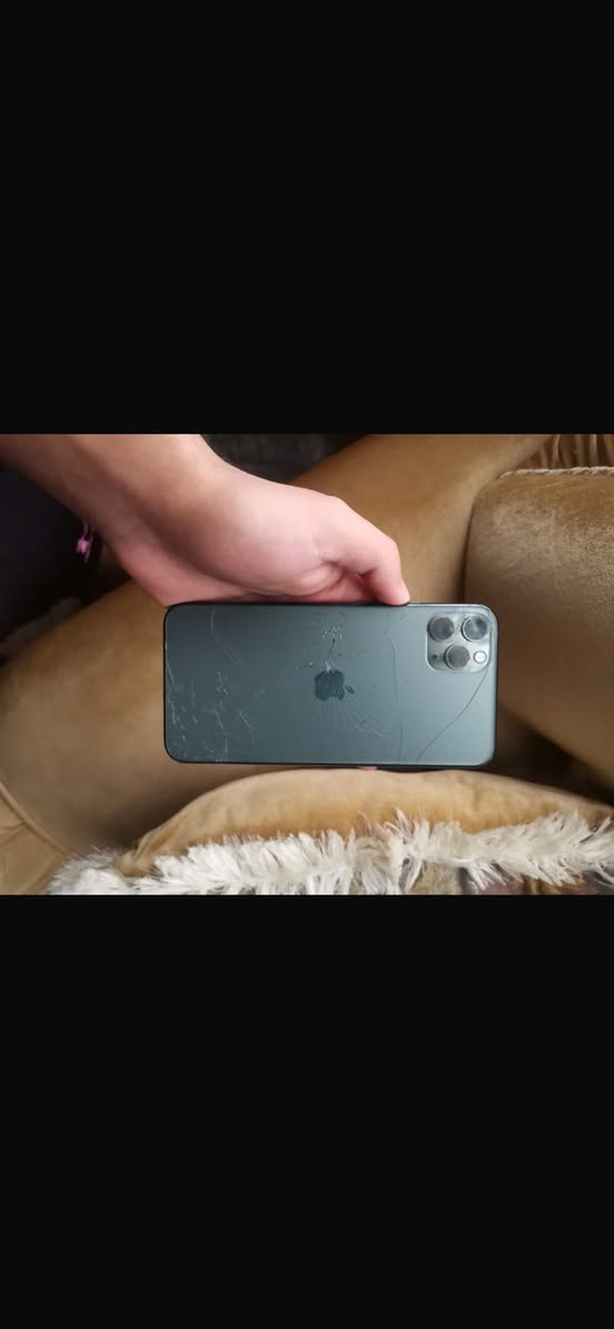 الله يساعدهم ايفون ١١ برو ماكس ٢٥٦ بطاريه ٧٦ بلاديه جهاز مستبدل شاشه افضل نوعيه ٣ خيارات الفطر بالكلاس مو بالشاشه ما مأثر عاللمس وهذا الضهر كدامك جهاز استخدمه طبيعي بصمه برمجه فقط السعر ٢٠٠ او مراوس بأيفون اعله وانطي فرق جهاز شاصيه نضيف مكاني بغداد توصيل ماعندي


**إذا كنت صاحب هذا الإعلان وتريد حذفه لأي سبب، رجاءا أرسل رسالة إلى الدعم الفني**