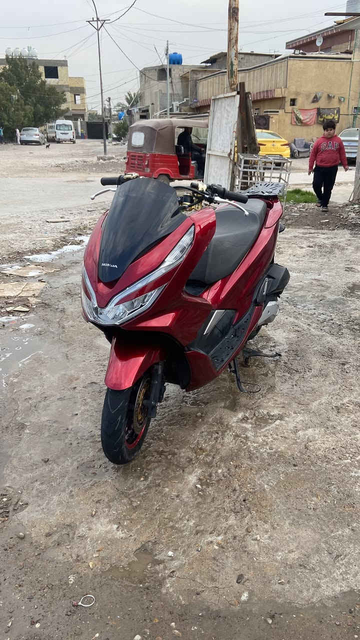 السلام عليكم دراجة بي سي اكس
كما موضحاً امامكم للصورة دراجة ماليزي العنوان بغداد الحبيبة السعر ١٢ ونص بيهة مجال بسيط للاستفسار التواصل على الارقام التالية

***********

***********
