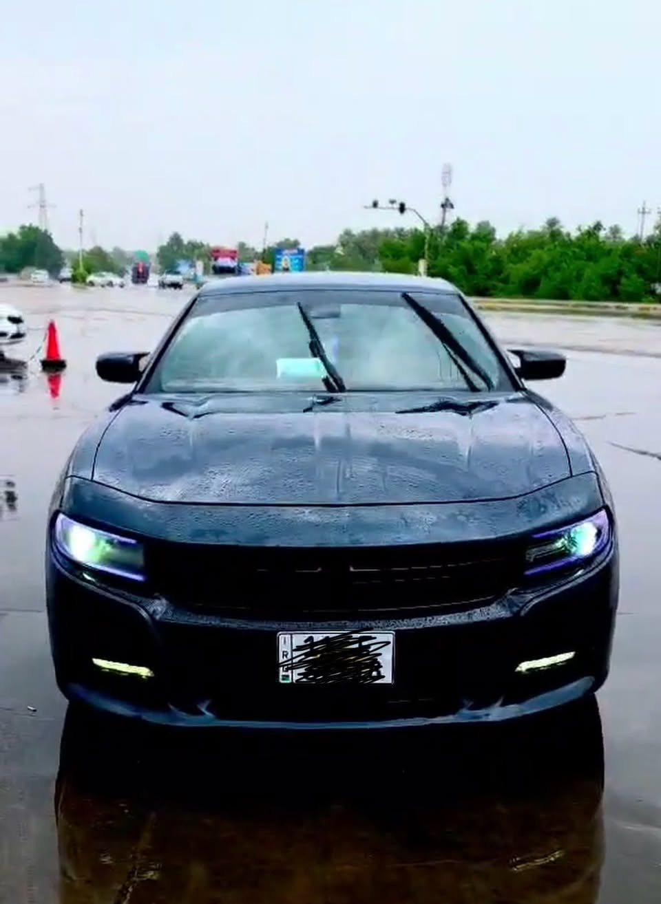 جارجر 2016
5700 
رقم بغداد. سنويه ٢٨ 
مداور ثاني يوم 
فول مواصفات 
الاستفسار. ***********
