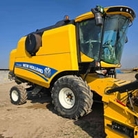 حاصده للبيع موديل ٢٠٢٠ تك درام مكفولة عام مشتعله ٣ الف ساعه تصل ٠٧٧٣٢٣...