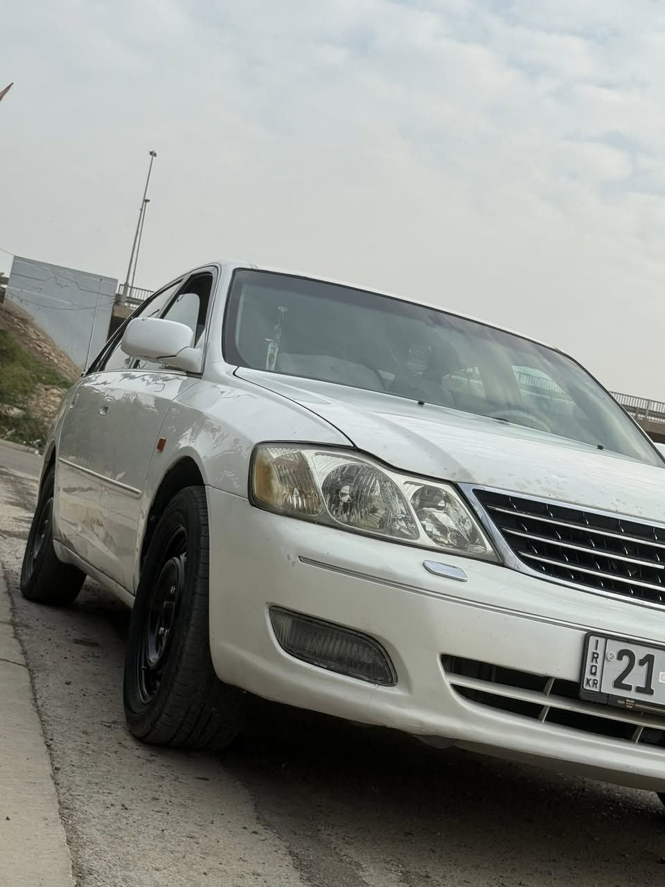 السلام عليكم
افلون 2002 خليجي مكفوله من كل شي 

محرك لا ينقص ولا يبخر بيها قطعه صبغ

وقطعه كلير والباقي مكفول رقم سليمانيه 

بسمي ارقام وسنويه جدد سعر 95 بيها مجال

الي ما تعجبه يترك كلمه طيبه وحياه الله 

مكاني صلاح الدين الضلوعيه ***********
