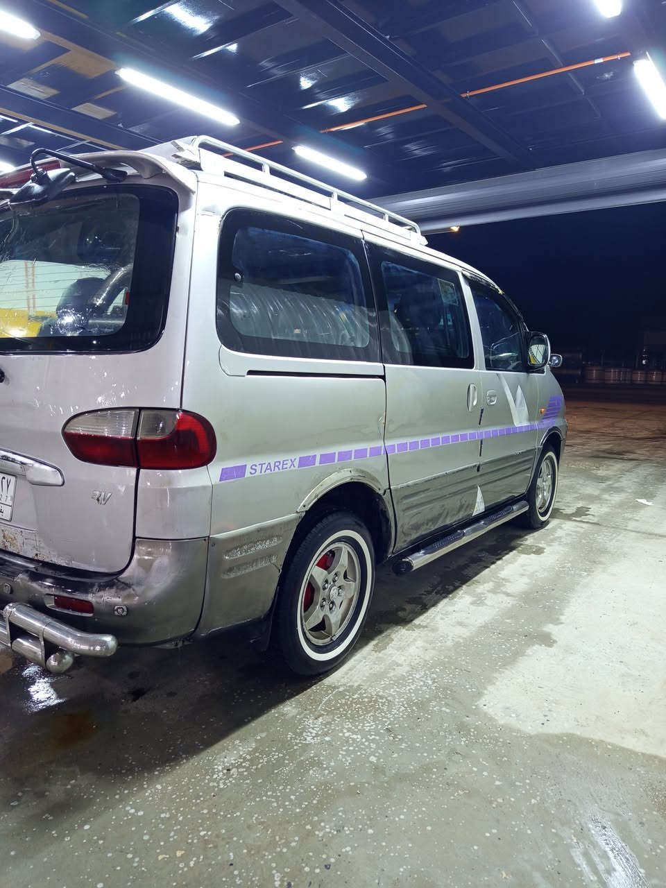 السلام عليكم ستاركس للبيع موديل 2000 رقم بغداد خصوصي سياره نضيفه مكينه كير اكسل كهربائيات كفاله تيربد ثلج❄️ تدفه شغاله سياره بسمي تحويل ثاني يوم  سياره ب الواقع بعد احله من الصور جاهزه ع اخر حبايه السعر 75وبيه مجال مكاني ب ديالى الاستفسار *********** غير متواجد ع الفيس
