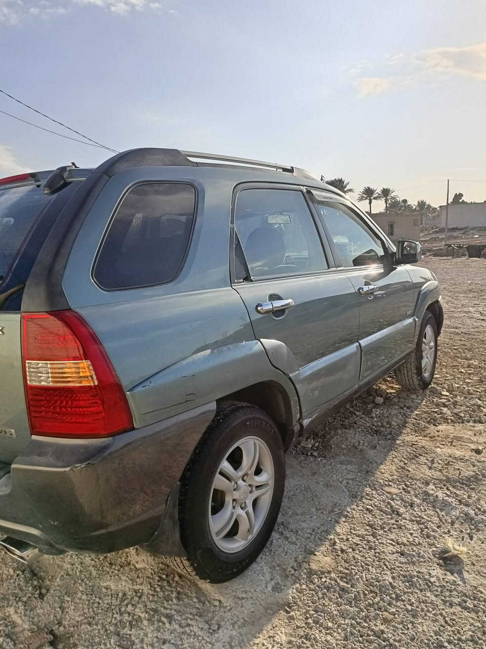 السلام عليكم سياره سبورتج موديل 7 وارد امريكي ضربتها جاملغ الامامي جهة السايق وشبر من باب السايق باقي السياره مكفوله من گير ومكينه وحداديه وتخم تاير سنويه جديده لسنة 2030 السياره مكفوله من الصبغ السياره بأسمي رقم بغداد السياره نضيفه مال جناي السعر 90 وبيها مجال لشراي . مكان السياره الديوانية ***********
