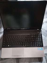 لابتوب • نضيف • طالب