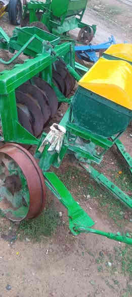 للبیع  دیسك 8صاج دبل شاصی صاج فرنسی سعری 1400مجال مکان قضاء بردرش قریب موصل ***********  *********** بی واتساب
