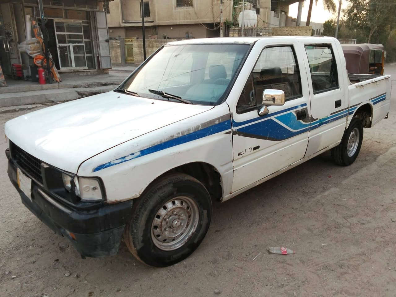 ازوزه ٨٩ رقم بغداد ألماني
كير اكسن محرك شاصي مكفول
السياره بلاديه
السعر ٣٣ $
***********
بغداد
